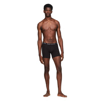 tommy-hilfiger-mens-boxer-briefs-model-front