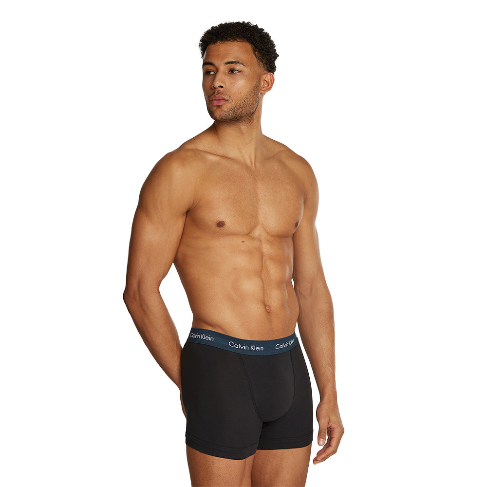 calvin-klein-mens-boxer-trunk-black-front