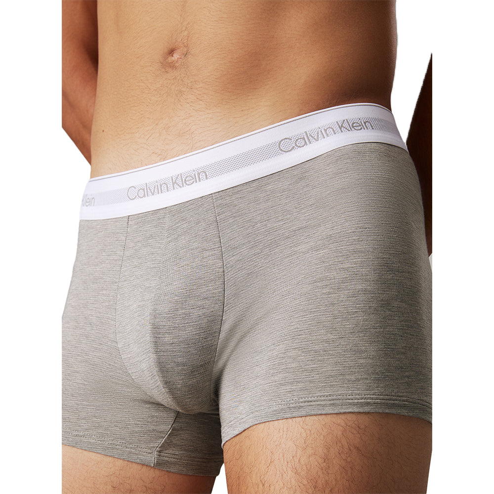 calvin-klein-mens-grey-boxer-trunks-close-up