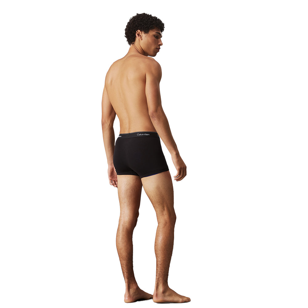 calvin-klein-mens-modern-cotton-boxer-trunks-black-on-model-back