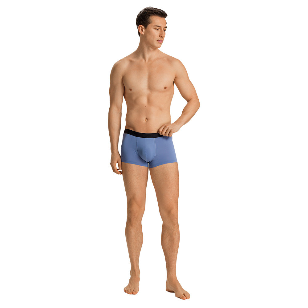 hanro-mens-boxer-trunk-blue-front-on-model