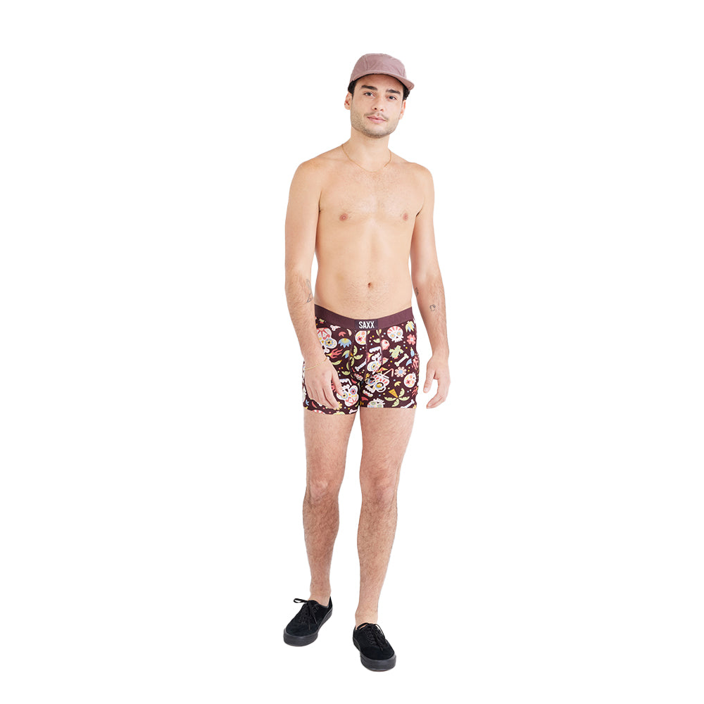 saxx-mens-vibe-boxer-brief-front-model