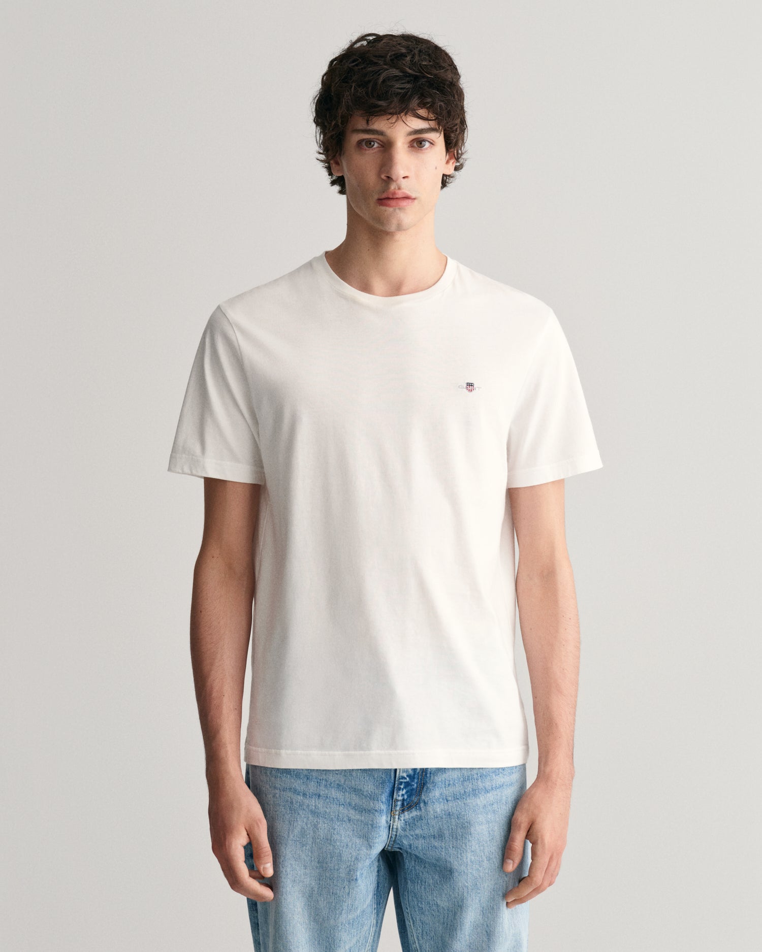 GANT men's white reg shield tshirt 