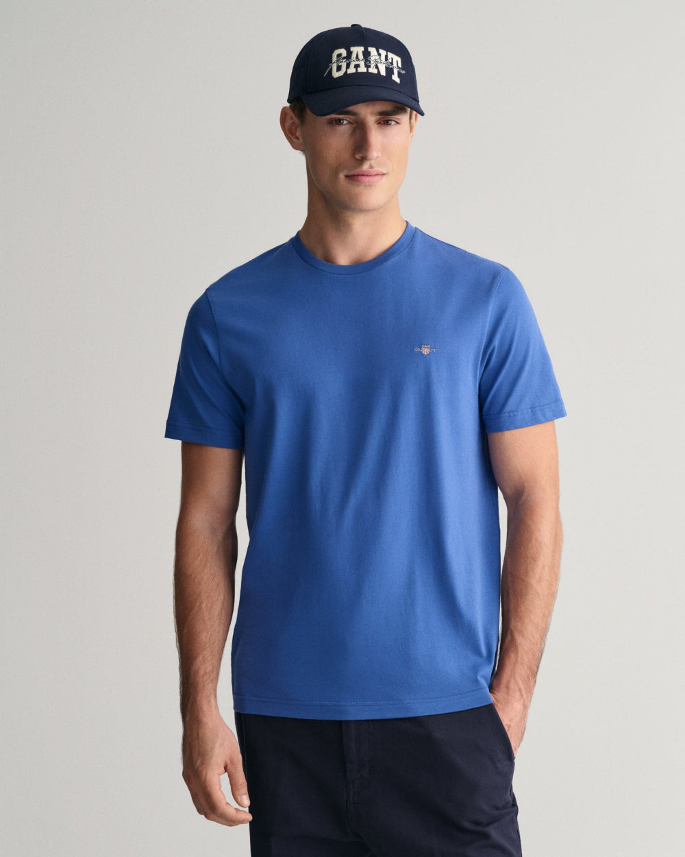 Mens Gant Reg Shield Tshirt in Rich Blue